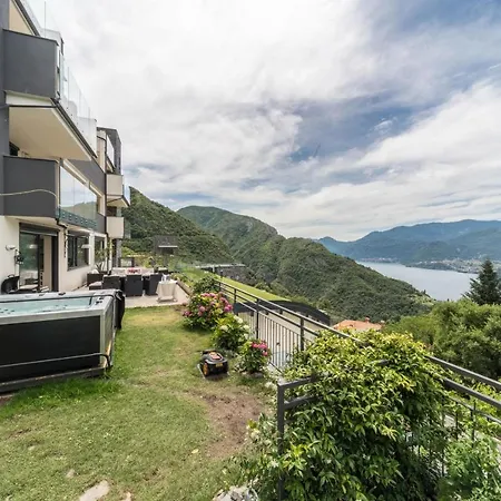 Le Terrazze Apartment *